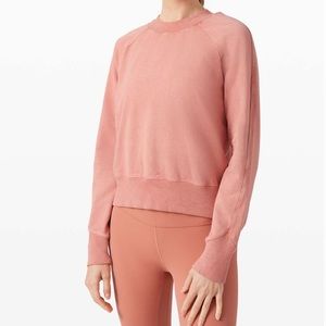 Lululemon Ready to Roll Crew